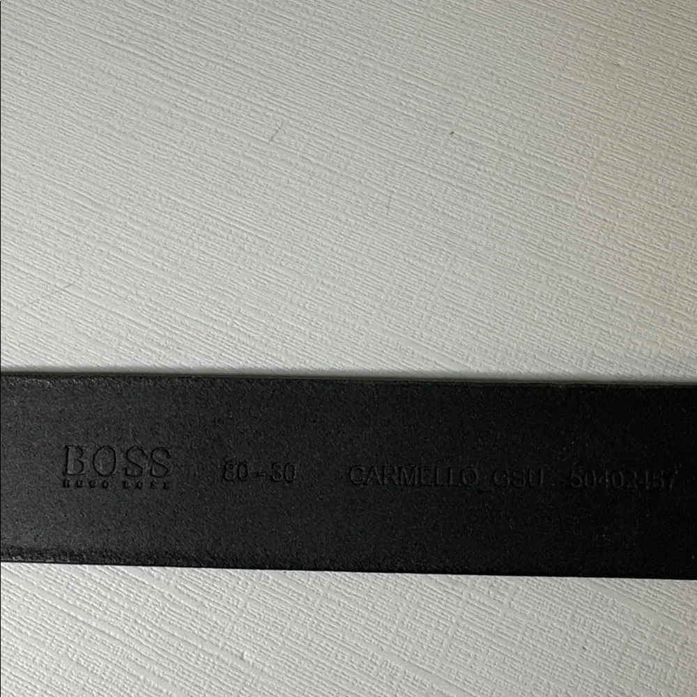 Hugo Boss mens 80 - 30 black cow skin leather Carmello  dress belt EUC